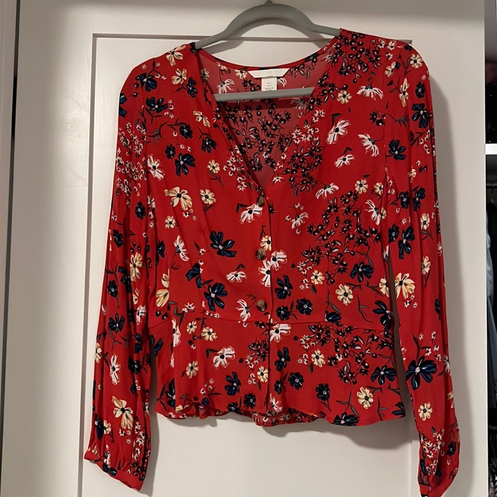 H&M red button down floral blouse
